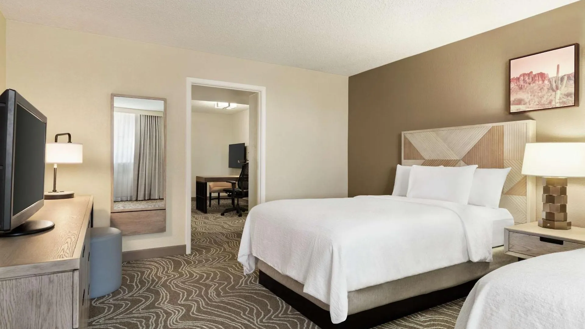 Hotel Embassy Suites By Hilton Phoenix Tempe